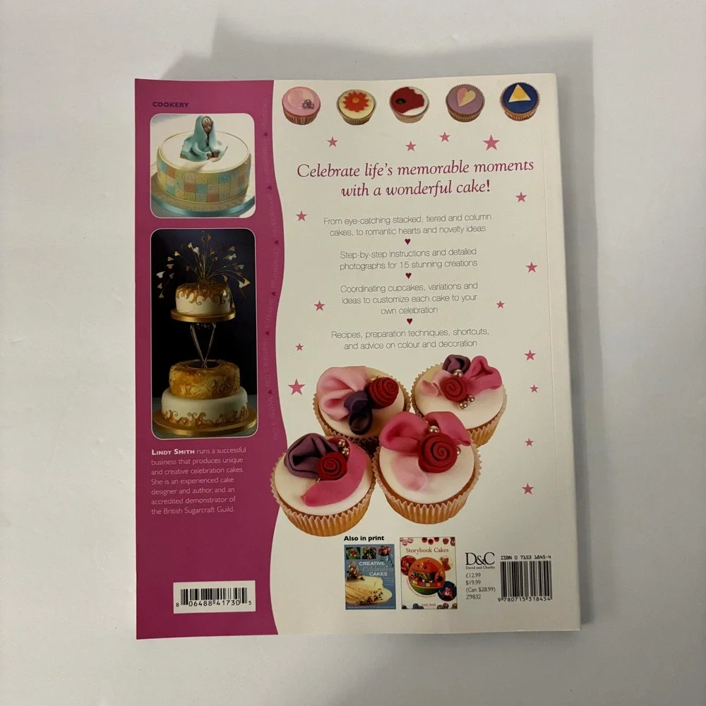 Celebrate with a Cake Lindy Smith Cake Decorating Paperback David & Charles